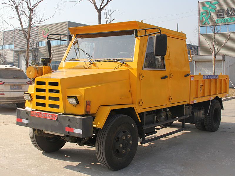 CSQ-5T礦用雙排運輸車(chē)