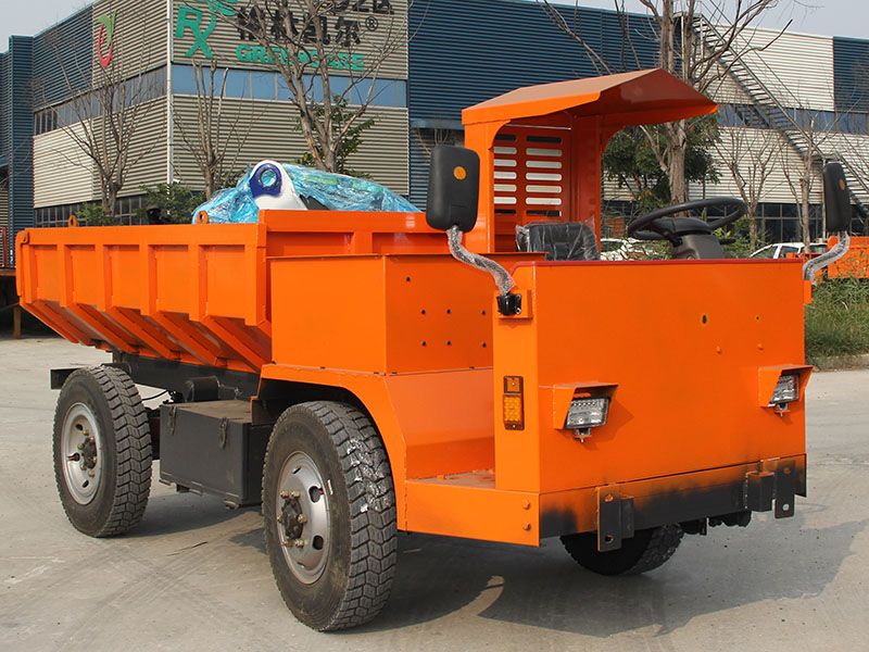 CSQ-4T電動(dòng)礦用運輸車(chē)