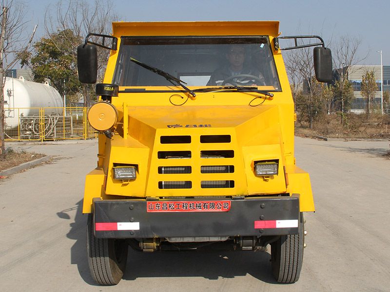 CSQ-5T礦用雙排運輸車(chē)