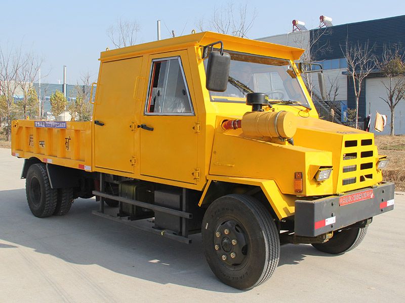 CSQ-5T礦用雙排運輸車(chē)