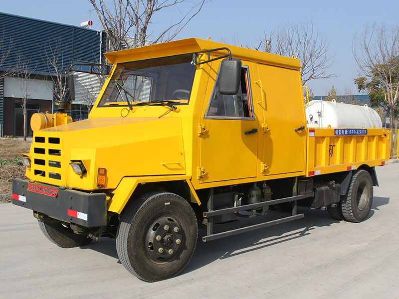 CSQ-5T礦用雙排運輸車(chē)
