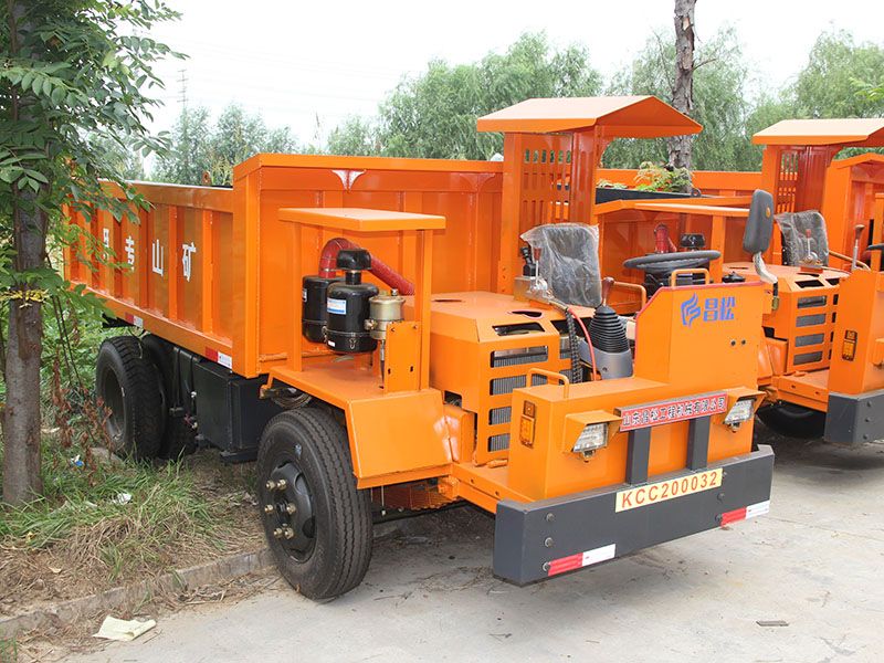 UQ-8T礦用運輸車(chē)