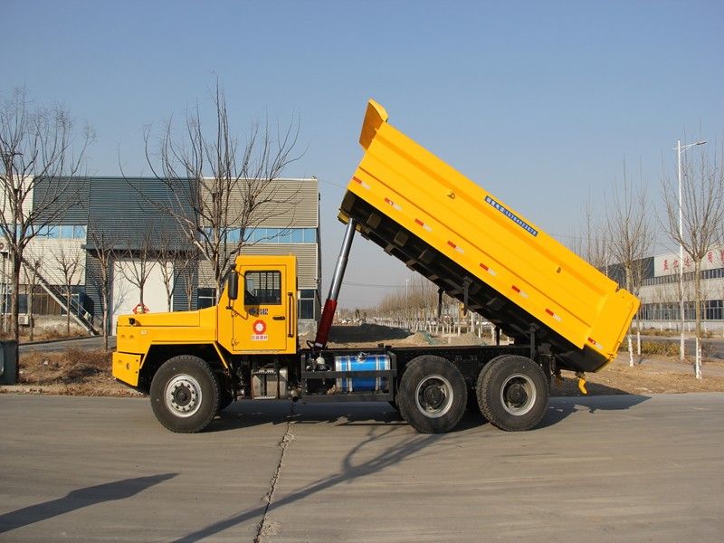 山東昌松30噸礦用運輸車(chē)
